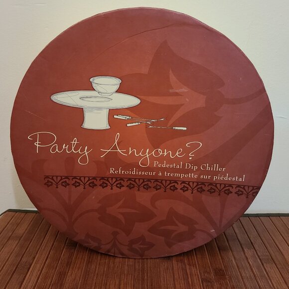 Wildly Delicious Pedestal Dip Chiller - Picture 2 of 10